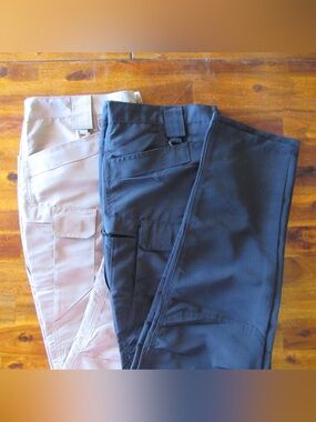 Men's Tactical Cargo Pants in Black and Tan - Durable Everyday Workwear